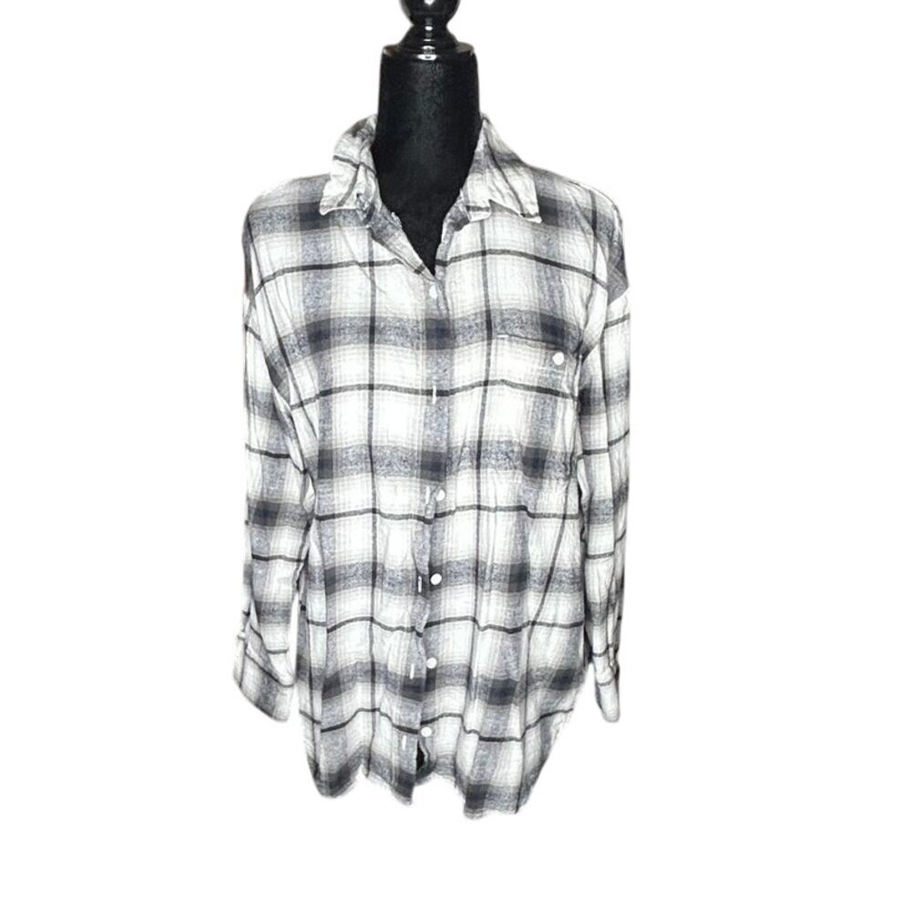Divided Men's small black & white Flannel shirt